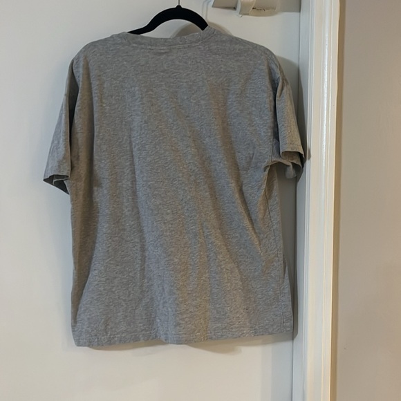 Gymshark Gray Short Sleeve Tee - Picture 2 of 4
